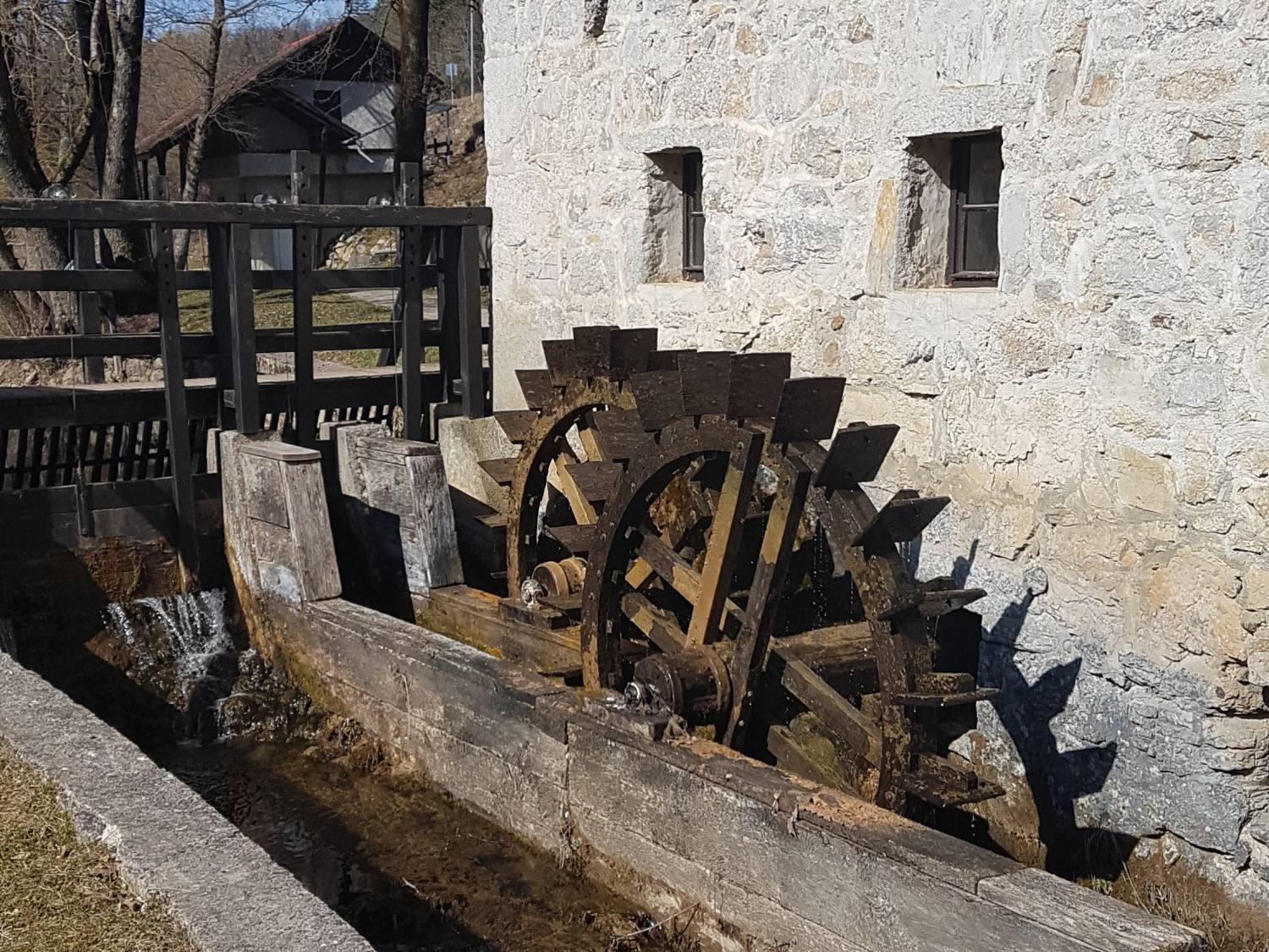 Od gradu Turjak do Trubarjeve domačije 1067